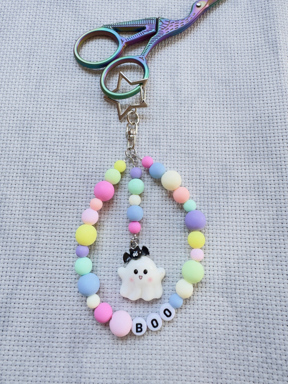 Boo Cute Ghost (Pastel Matt Mix) Scissor Fob