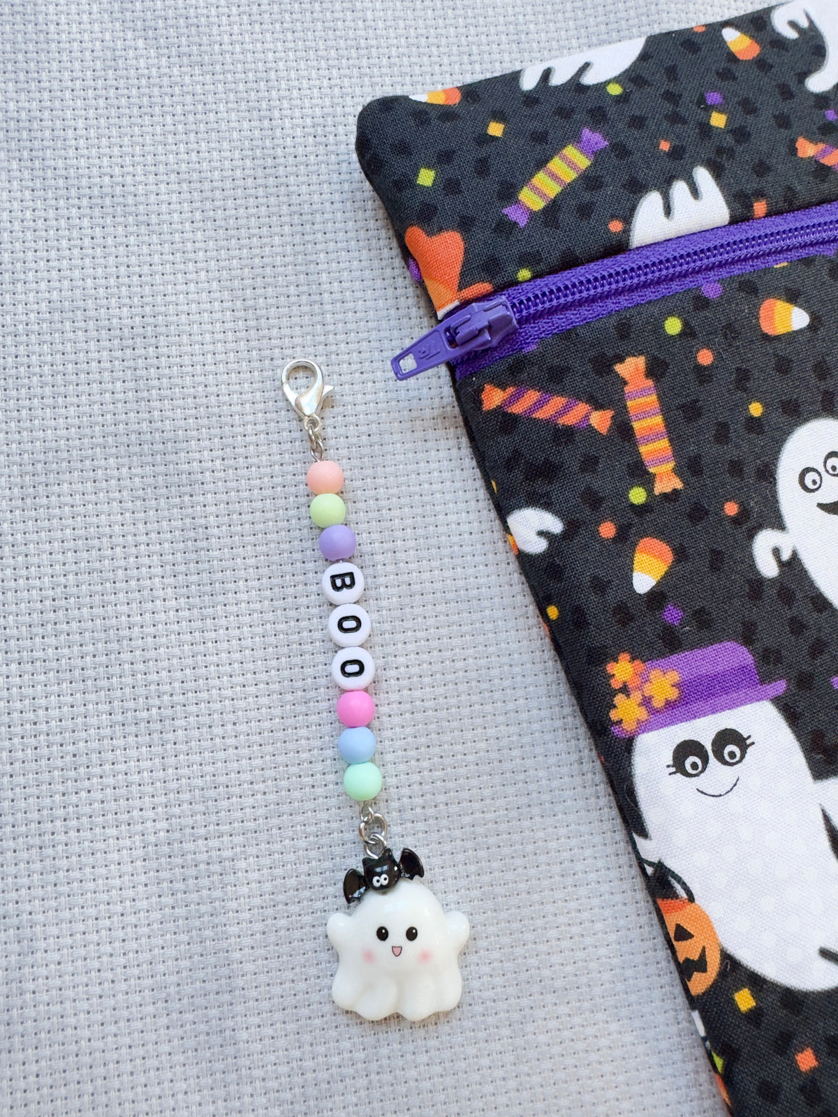 Boo Cute Ghost (Pastel Matt Mix) Project Bag Zip Charm