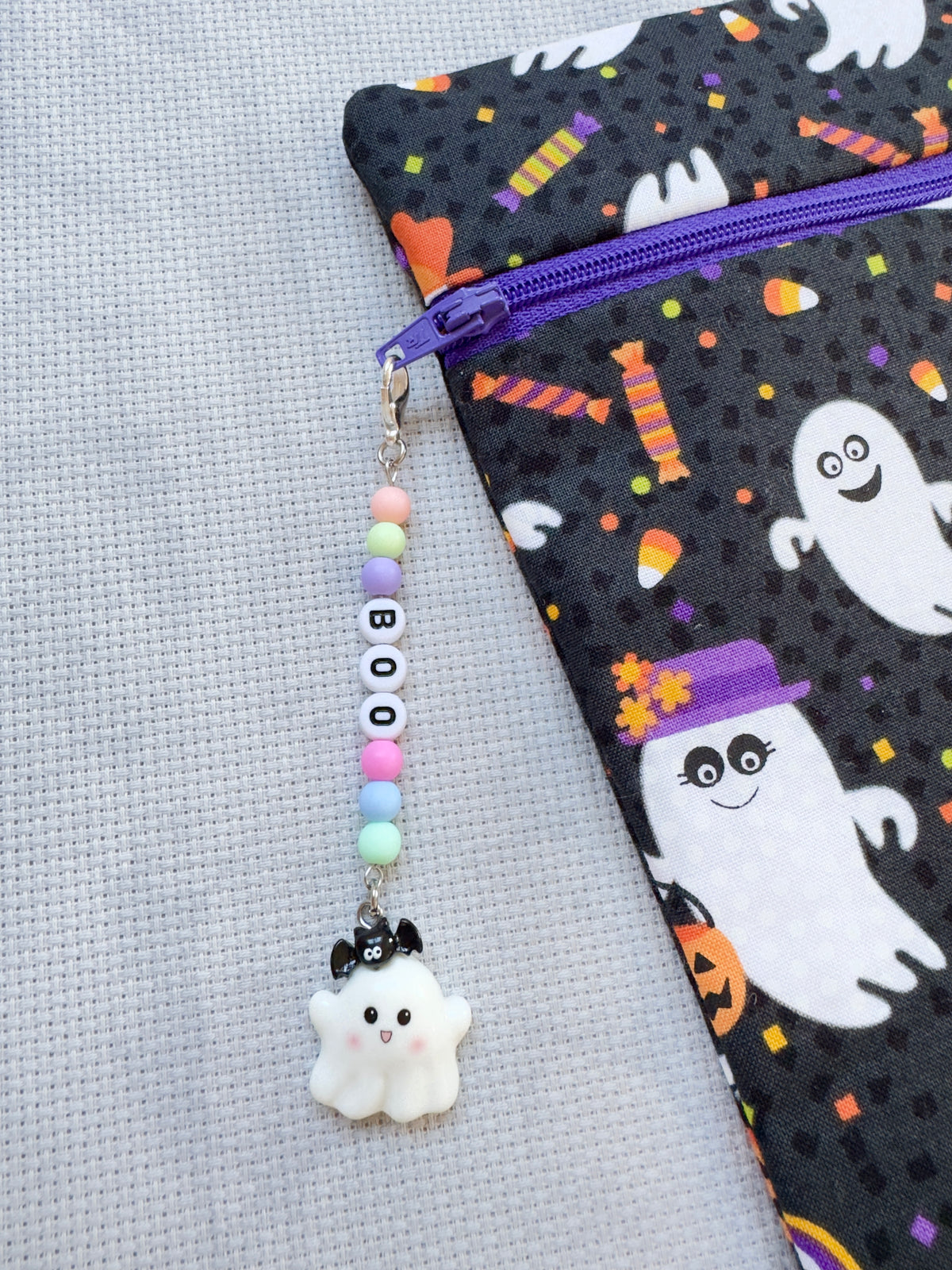 Boo Cute Ghost (Pastel Matt Mix) Project Bag Zip Charm
