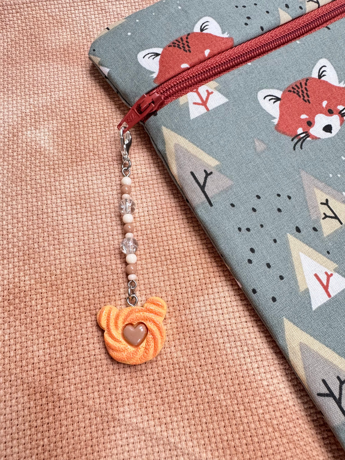 Teddy Biscuit Project Bag Zip Charm