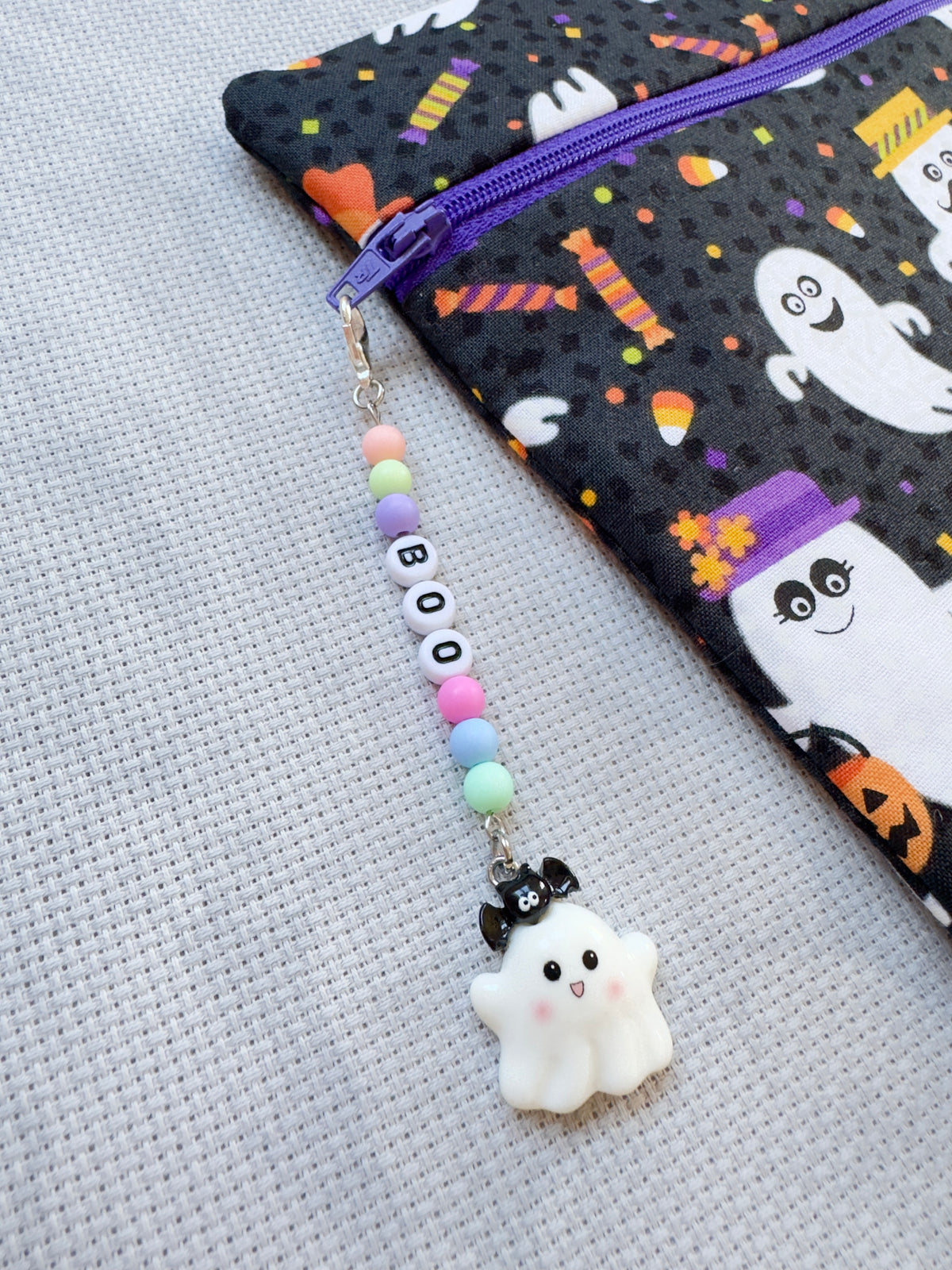 Boo Cute Ghost (Pastel Matt Mix) Project Bag Zip Charm