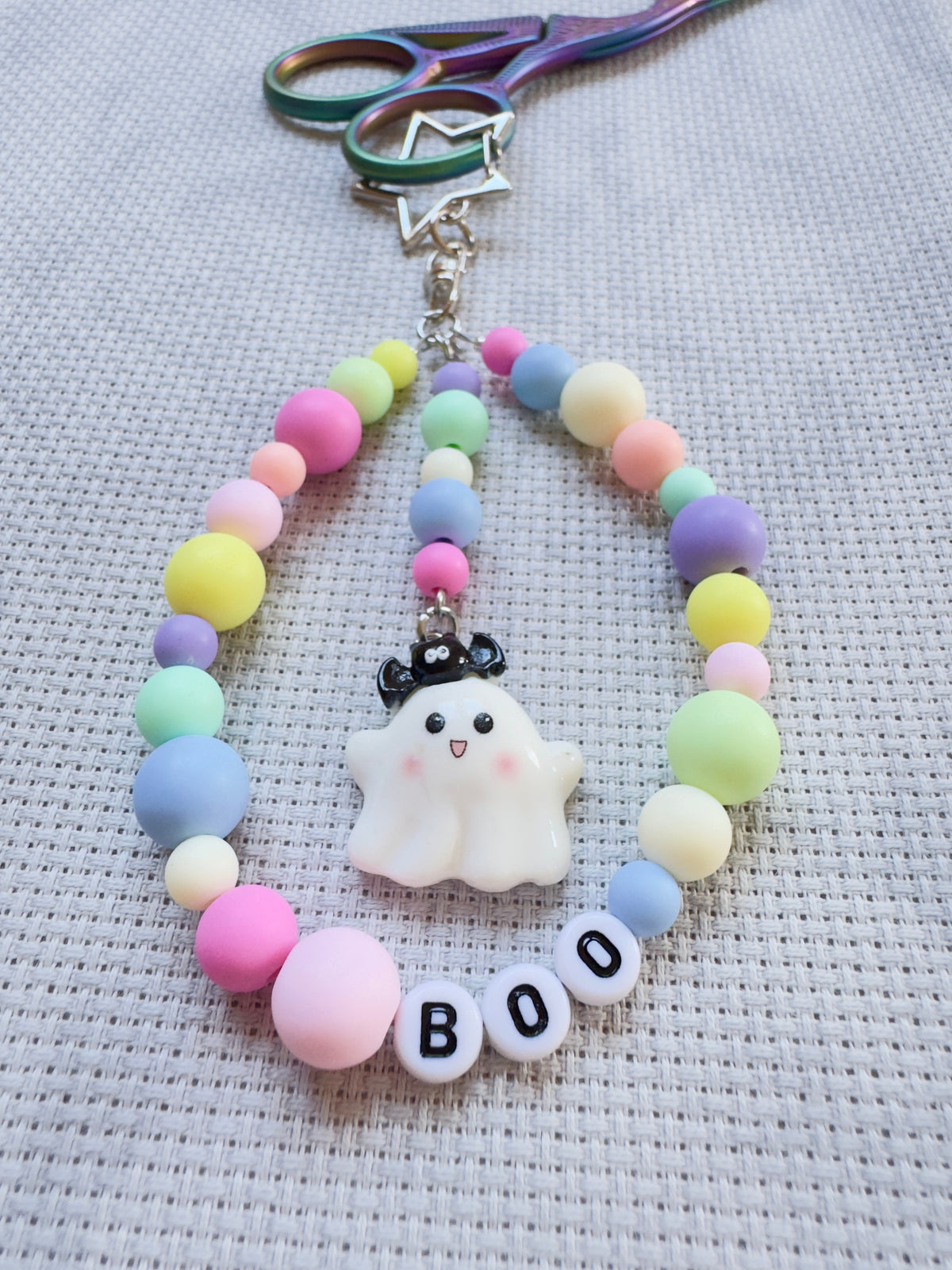 Boo Cute Ghost (Pastel Matt Mix) Scissor Fob
