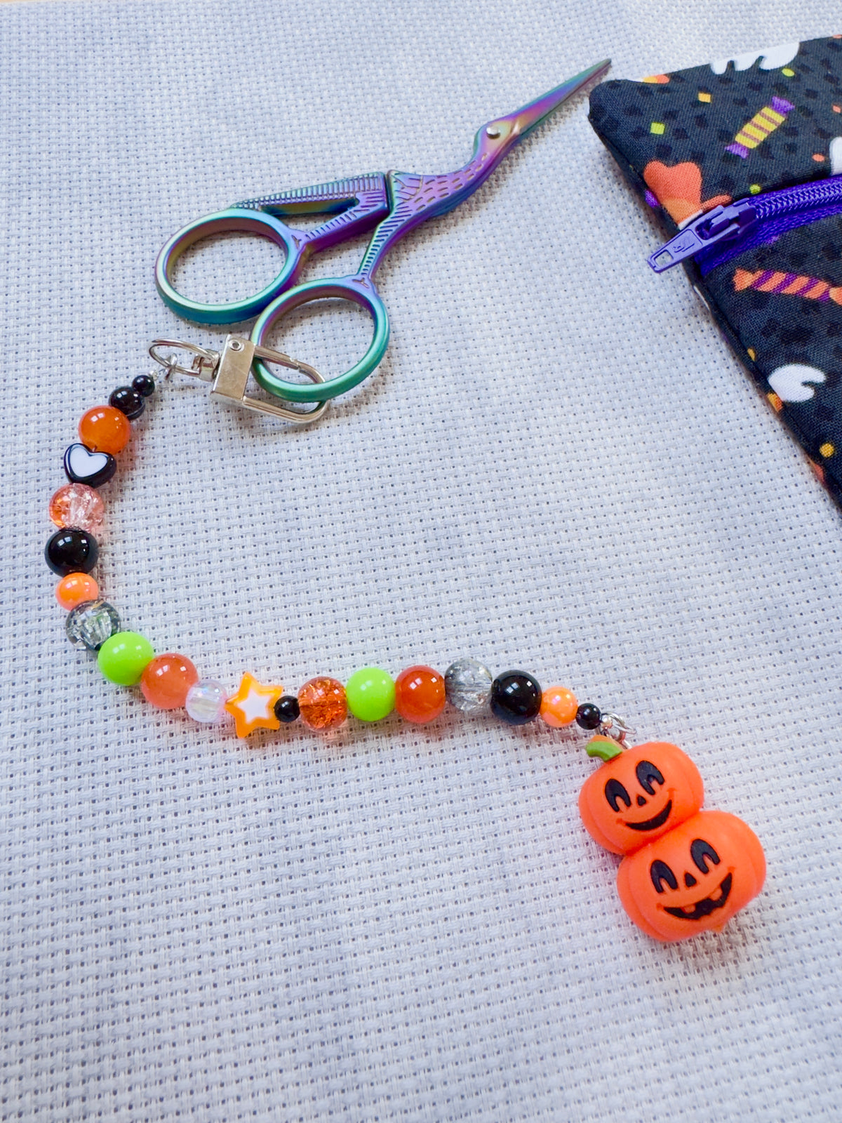 Pumpkins Scissor Fob - With Scissor Protector