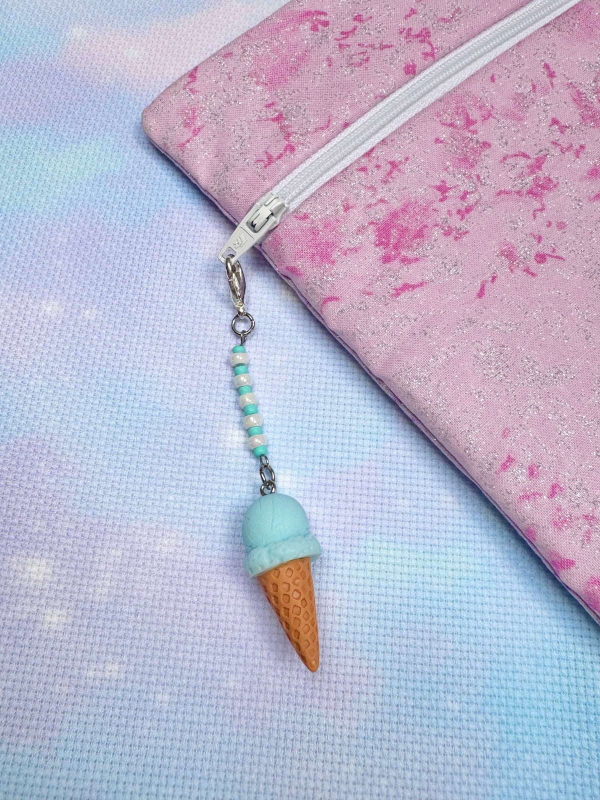 Ice Cream Project Bag Zip Charm (6 Colours Available)