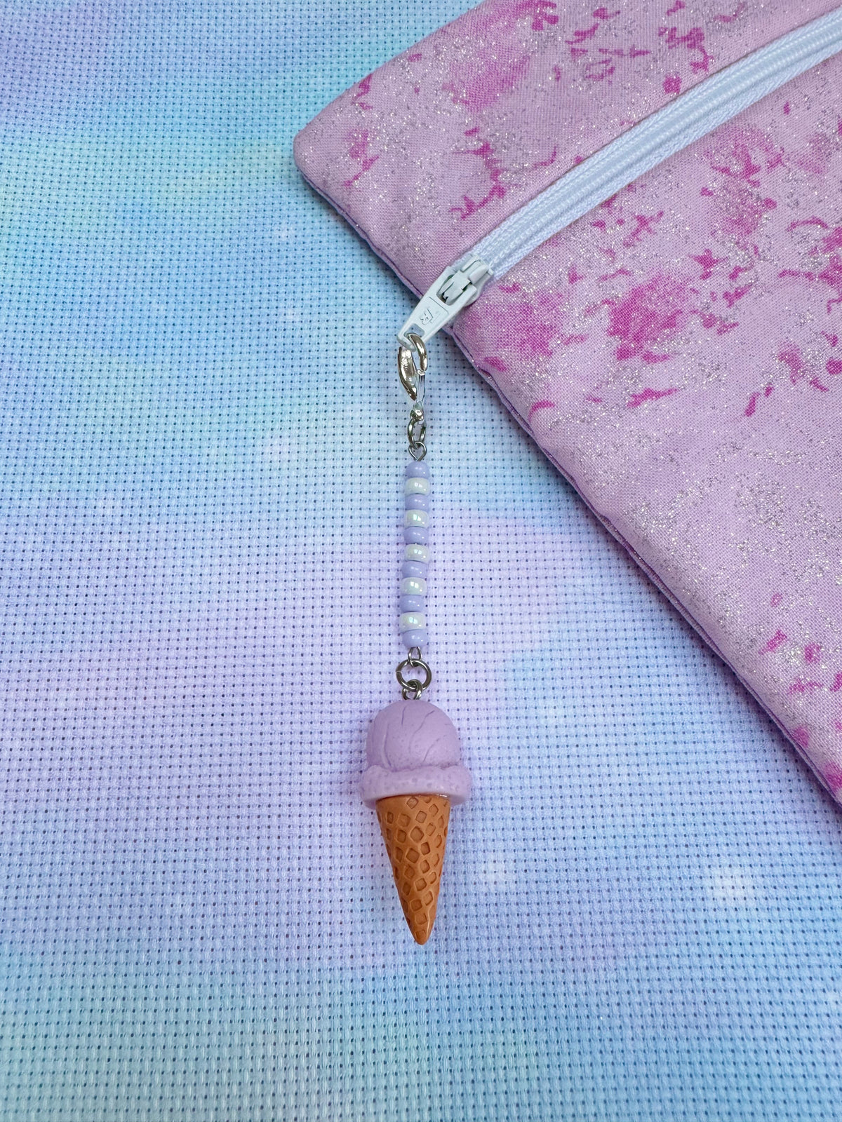 Ice Cream Project Bag Zip Charm (6 Colours Available)