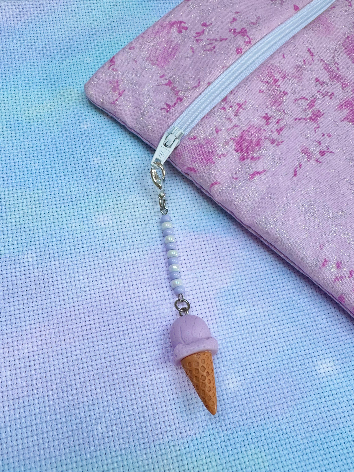 Ice Cream Project Bag Zip Charm (6 Colours Available)