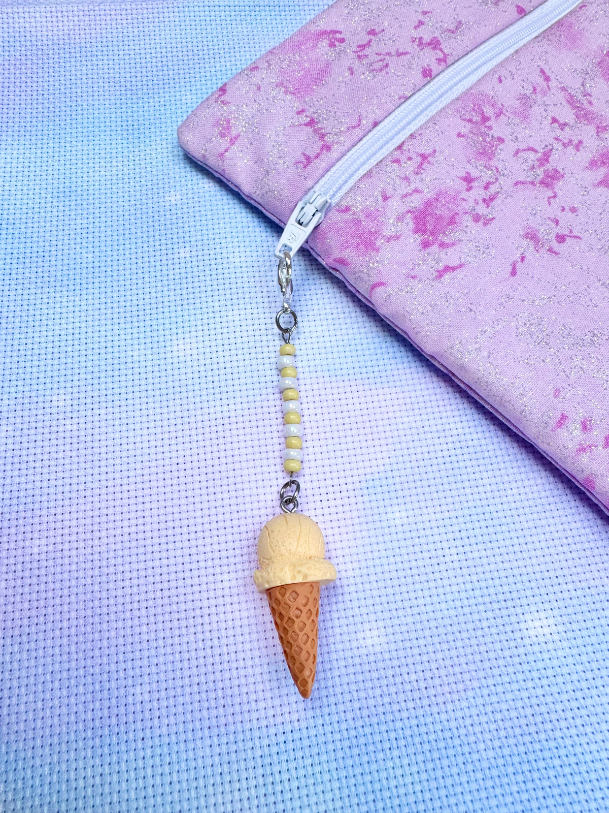 Ice Cream Project Bag Zip Charm (6 Colours Available)
