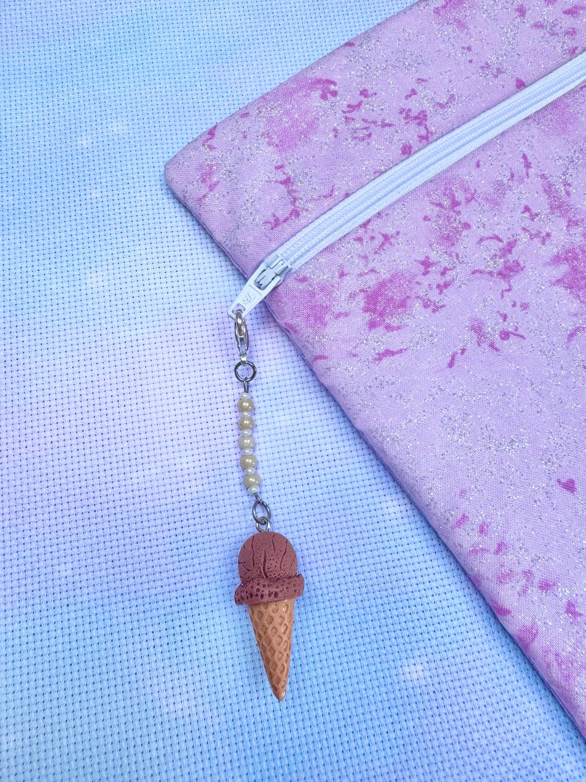 Ice Cream Project Bag Zip Charm (6 Colours Available)