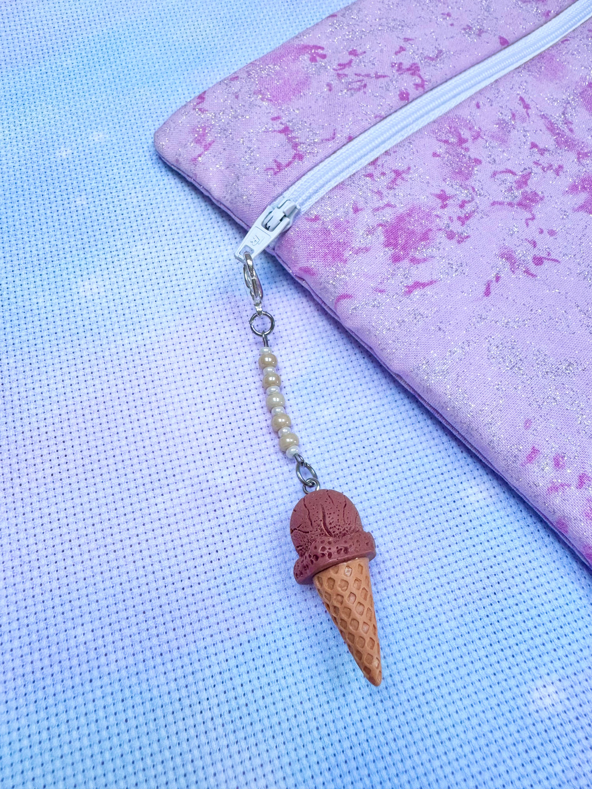 Ice Cream Project Bag Zip Charm (6 Colours Available)