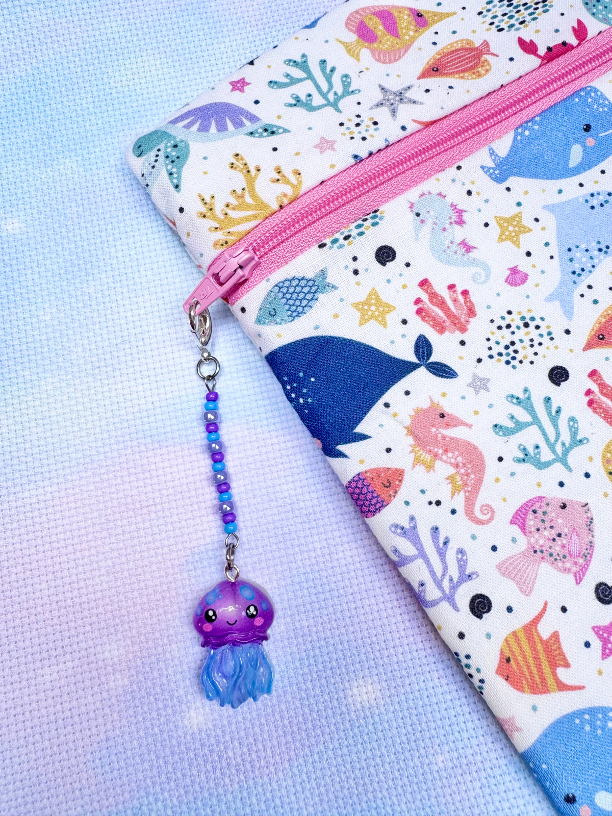 Smiley Jellyfish Project Bag Zip Charm