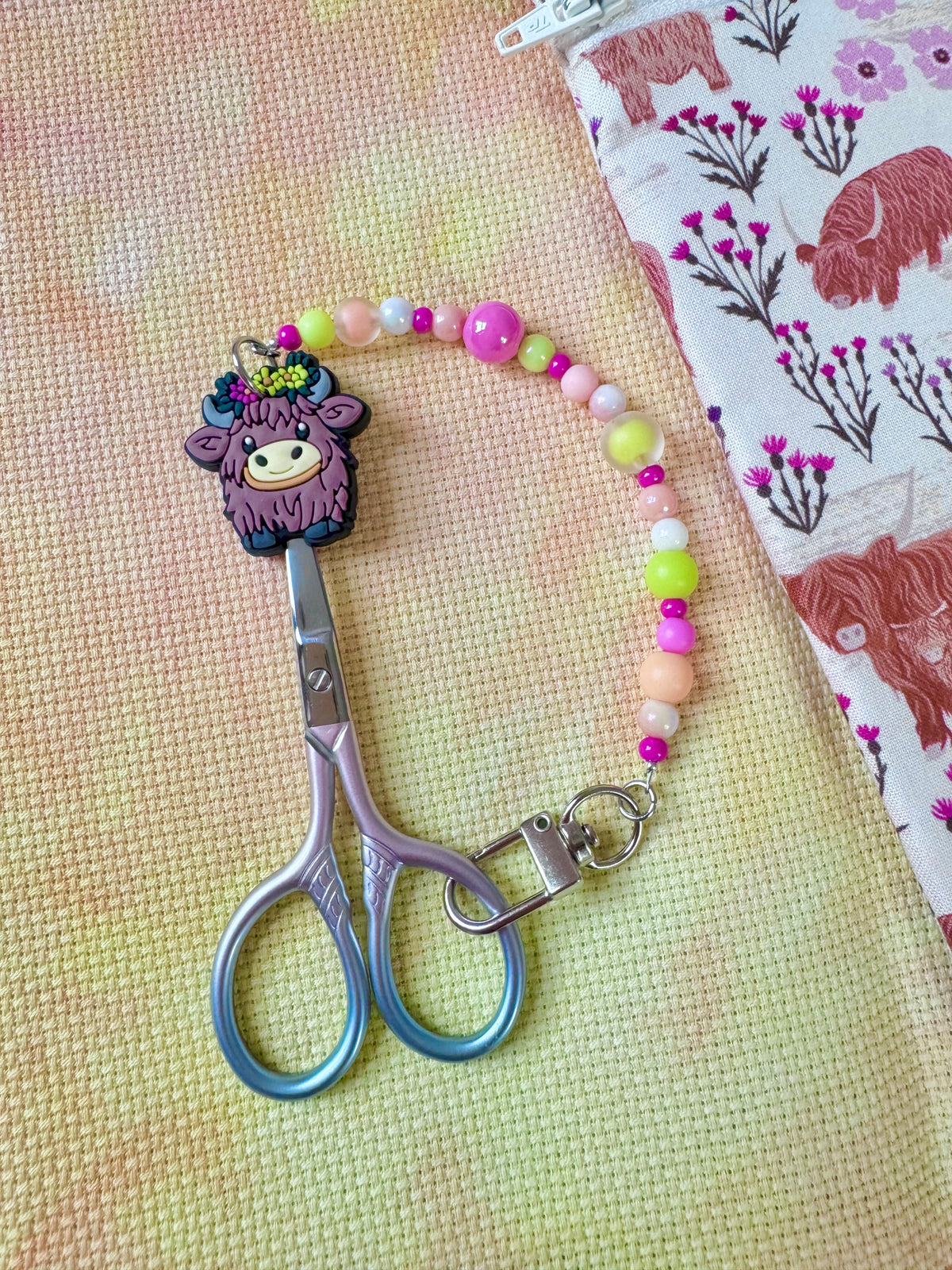 Highland Cow Scissor Fob - With Scissor Protector