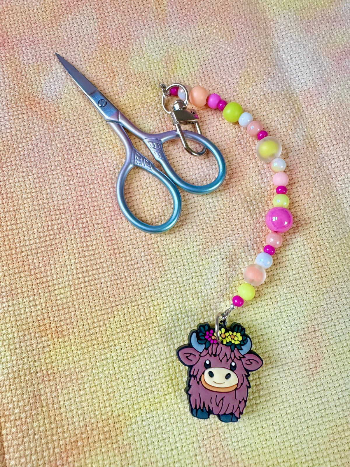 Highland Cow Scissor Fob - With Scissor Protector