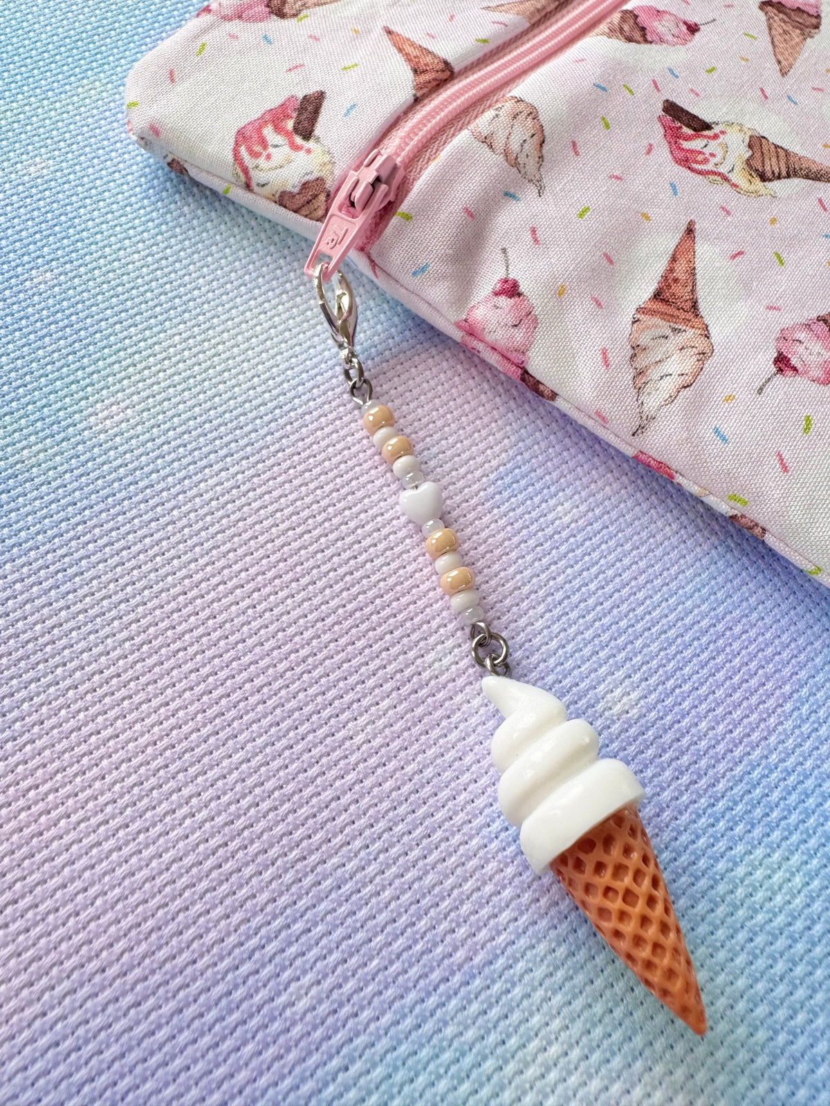 Ice Cream Project Bag Zip Charm (6 Colours Available)