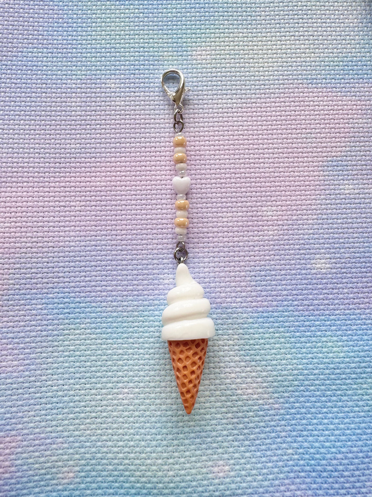 Ice Cream Project Bag Zip Charm (6 Colours Available)
