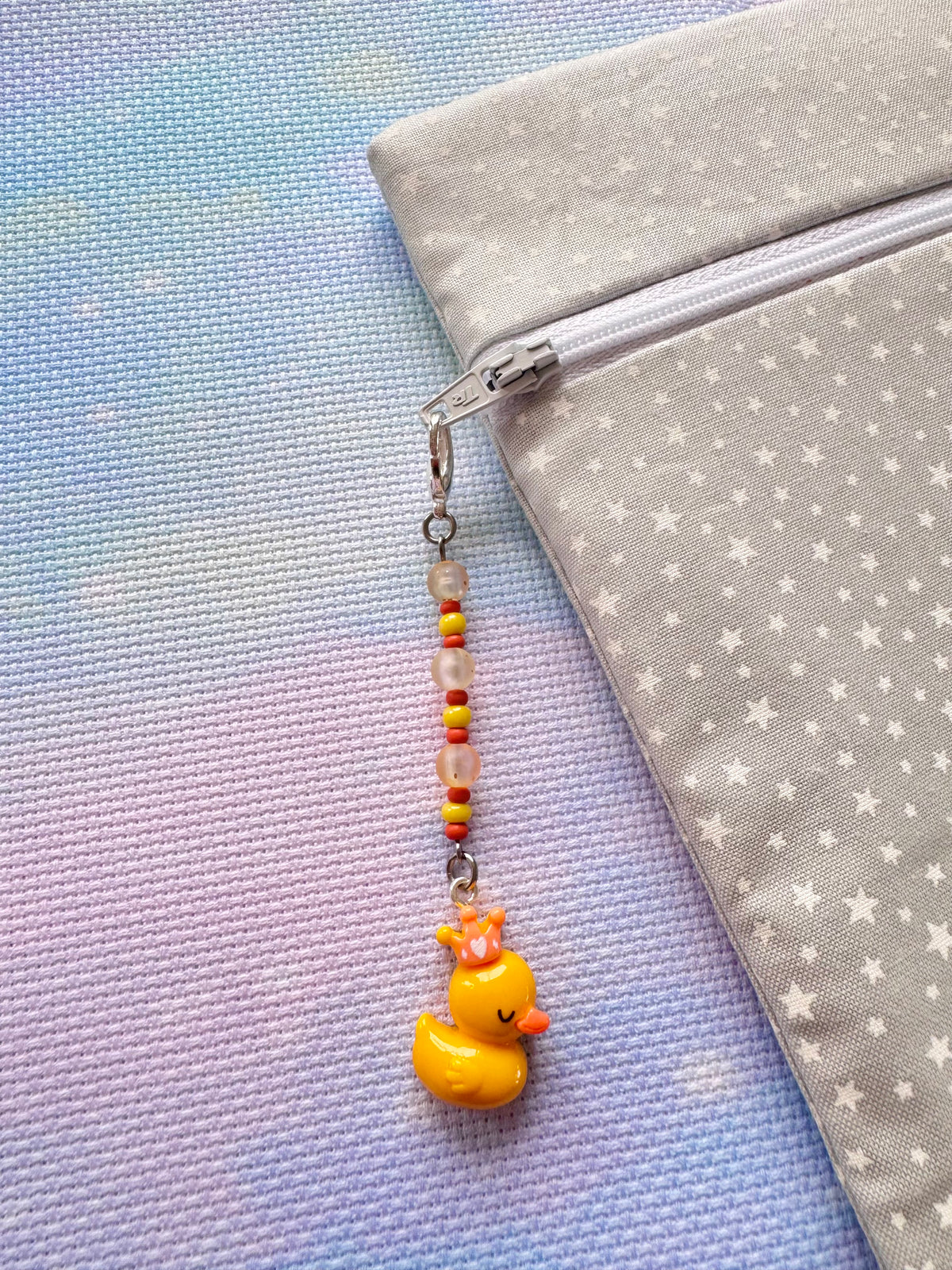 Duck with Crown Project Bag Zip Charm