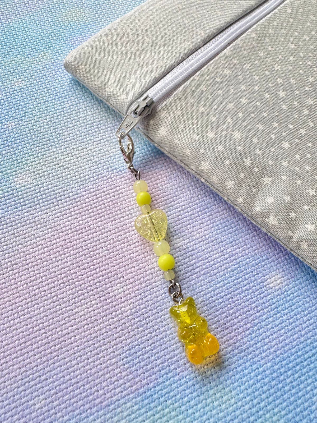 Gummy Bear Project Bag Zip Charm (8 Colours Available)