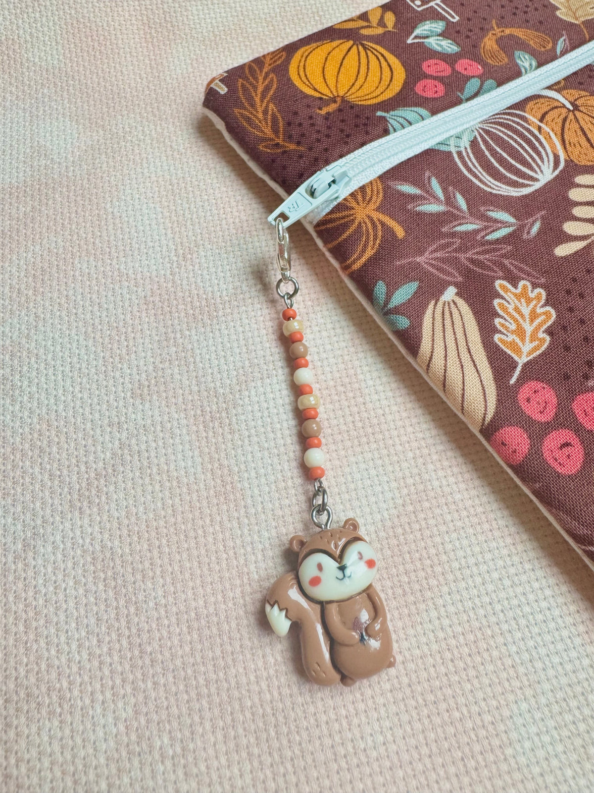 Flat Squirrel Project Bag Zip Charm