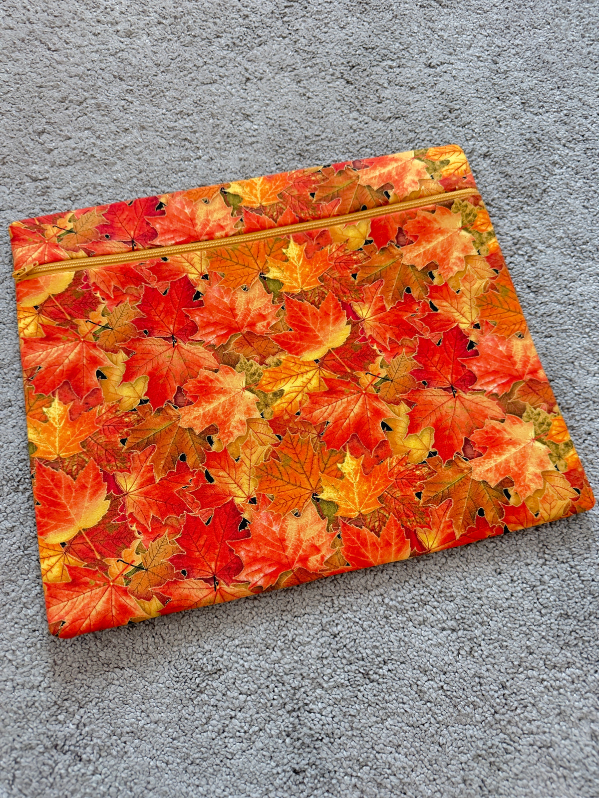 Maple Leaves Project Bag - Standard Size