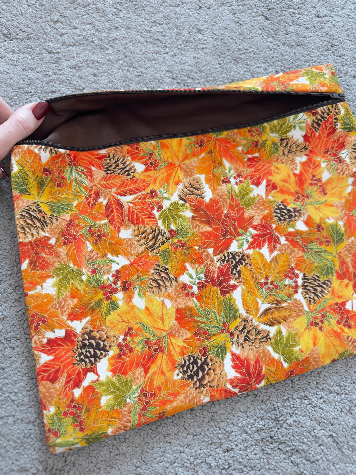 Pinecones & Leaves  Project Bag - Standard Size
